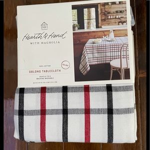 Hearth & Hand oblong tablecloth 60 x 84